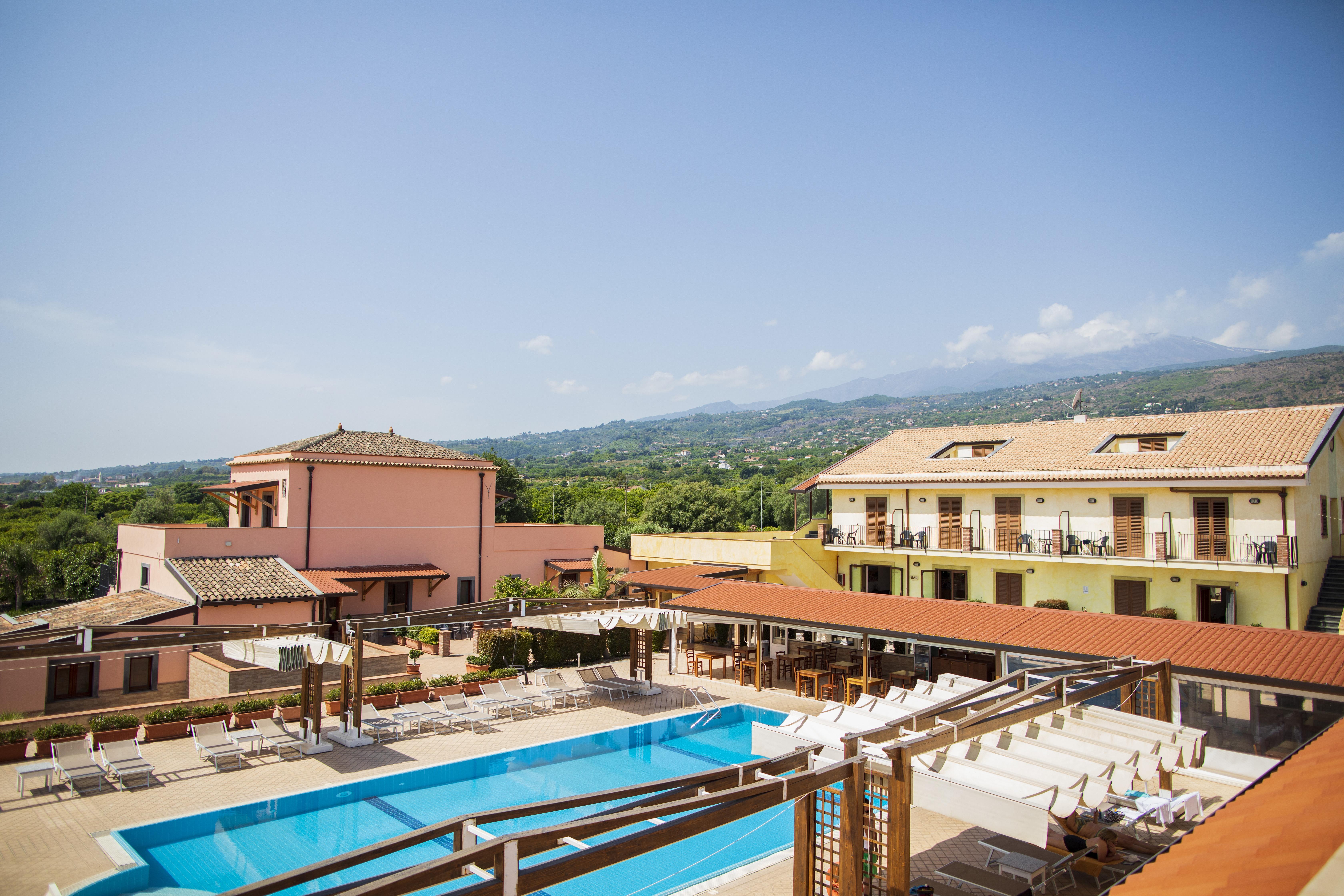 La Terra Dei Sogni Country Hotel Fiumefreddo di Sicilia Exterior foto